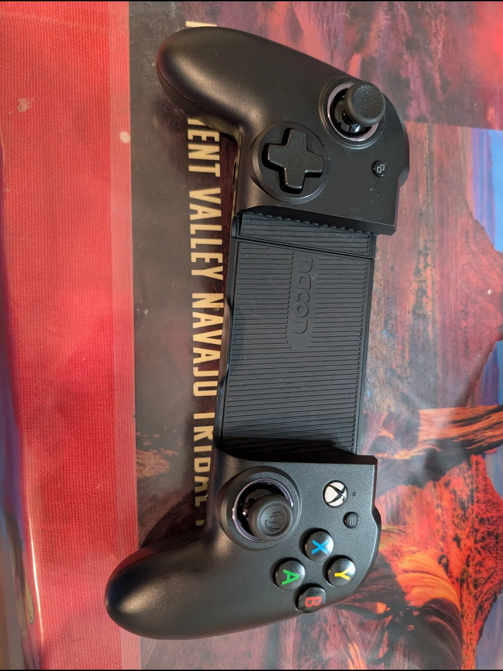 Black Mobile Game Controller with Expandable Phone Mount - 3rd-Party